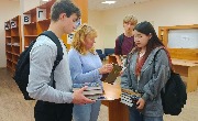 Выдача учебной литературы первокурсникам 2025г.