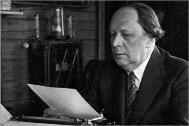 10 января – 140 лет со дня рождения Алексея Николаевича Толстого